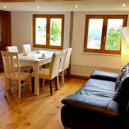 Echtes Schwarzwaldhaus - Traditionell & Modern Daire *